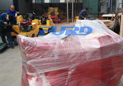 福瑞得機械座駕壓路機、手扶壓路機、灌縫機及時包裝發(fā)貨