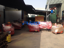 福瑞得機械3臺座駕，2臺手扶壓路機，1臺5米二次結(jié)構(gòu)澆注機包裝完畢及時發(fā)貨