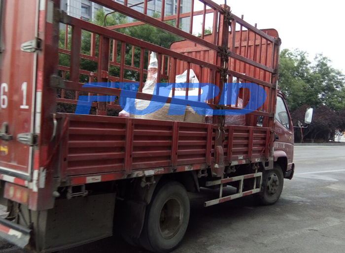 福瑞得機械手扶壓路機、二次結(jié)構(gòu)澆筑機及時發(fā)貨