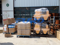 福瑞得今日發(fā)貨：外貿(mào)出口壓路機(jī)20臺(tái)；國(guó)內(nèi)訂購(gòu)一臺(tái)激光整平機(jī)，13臺(tái)壓路機(jī)