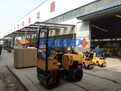 今日福瑞得微動(dòng)態(tài)--福瑞得機(jī)械小型壓路機(jī)發(fā)往北京、福建等地